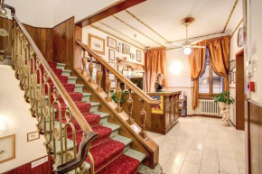  Hotel Lorena  Флоренция